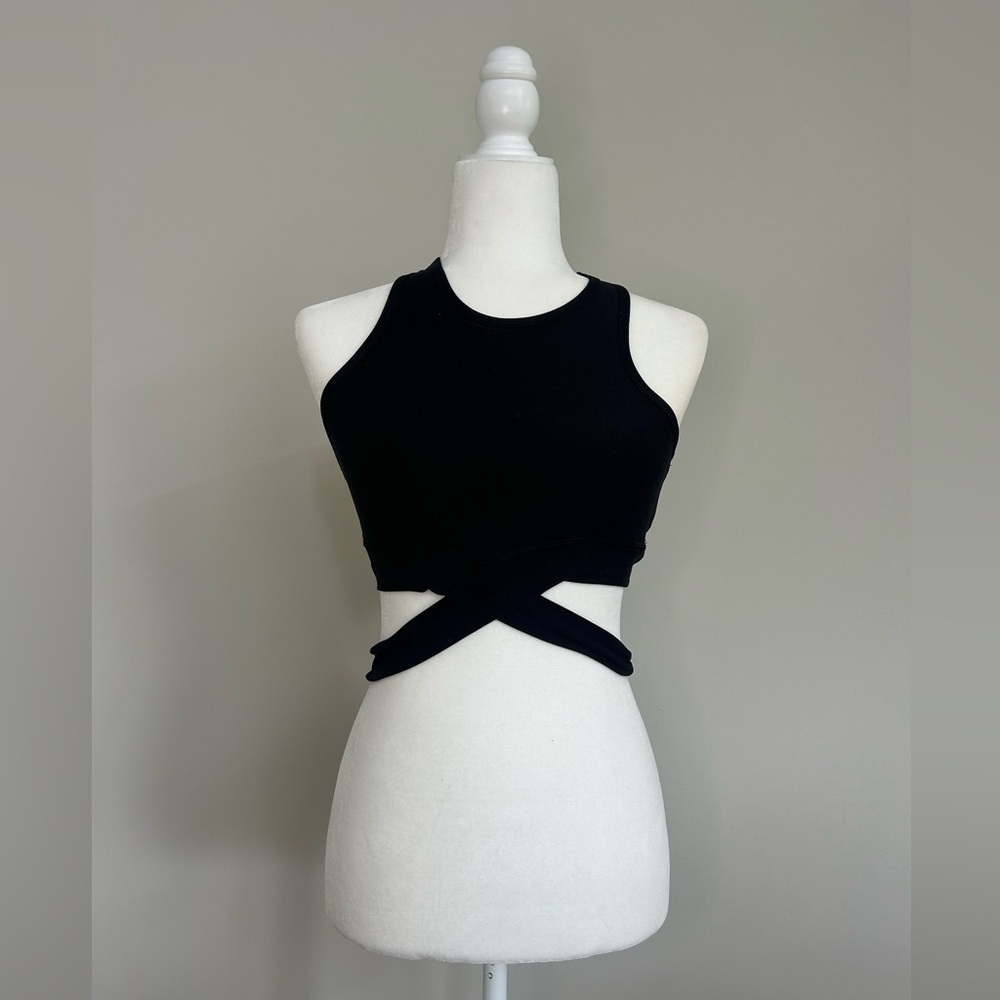 Scorpio Sol cross over athletic top